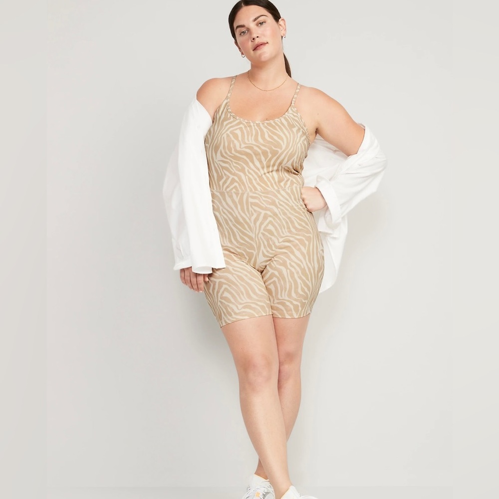 Old Navy Power-Chill Racerback Zebra Bodysuit